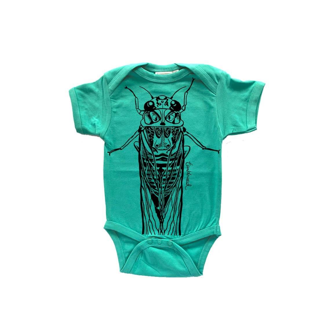 Short sleeved, marine, organic cotton, baby onesie featuring a screen printed Cicada design.
design.