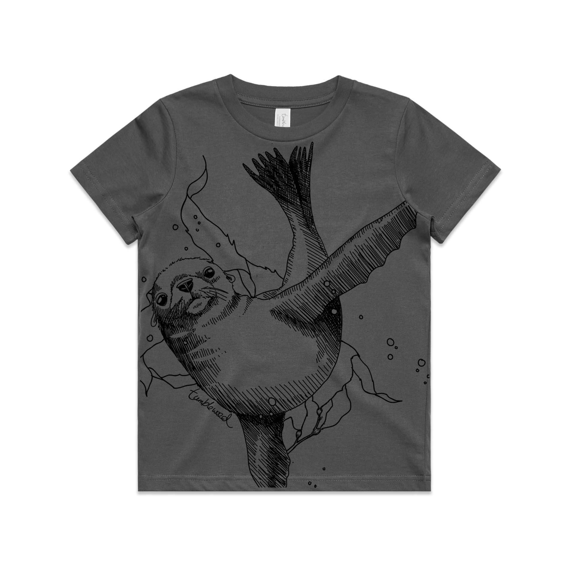 Charcoal, kids’ t-shirt featuring a screen printed New Zealand sea lion design.